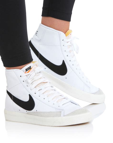 Nike Mid Blazers Women 